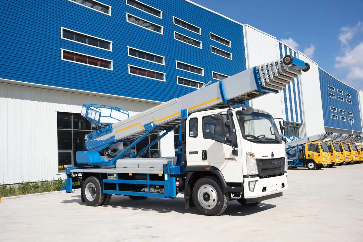 大田镇出租云梯车高空作业车 建筑垃圾搬运